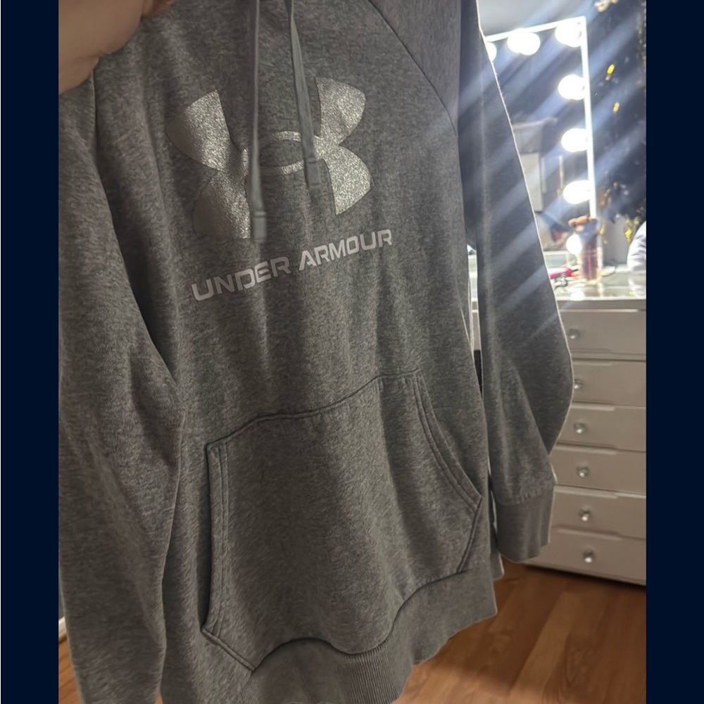Under Armour Heather Gray Pullover